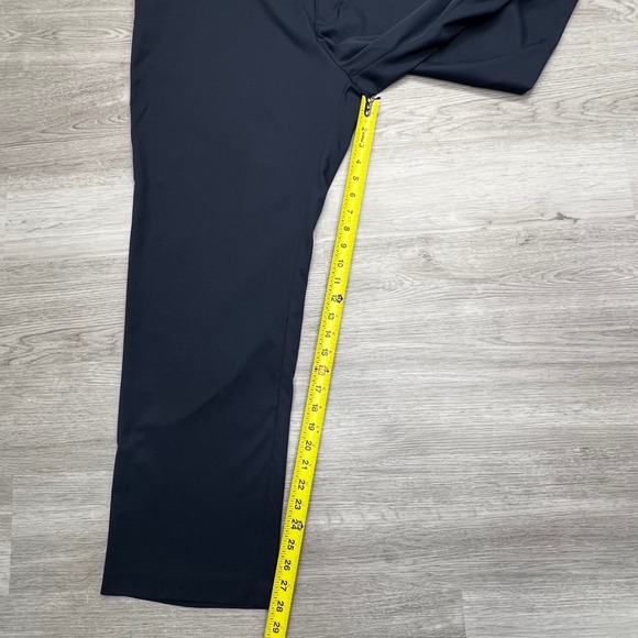 Ben Hogan Mens Dress Pants Size 44x30 Flat Front Navy Polyester Blend Golf - Picture 9 of 10